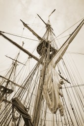 Ships and Sailing
 Hero